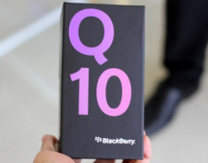 Xem ảnh đập hộp BlackBerry Q10 ở Việt Nam