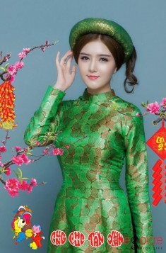 Búp bê Việt- Lily Luta thả dáng mượt mà cùng áo dài đón xuân Bính Thân