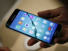 Các nhà đầu tư thiếu niềm tin vào sản phẩm chủ lực mới của Samsung