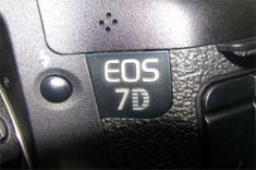 Canon EOS 7D lộ diện