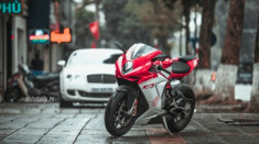 Chi tiết MV Agusta F3 800 mẫu sportbike hàng hiếm tại Hà Nội