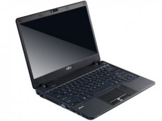 Fujitsu ra laptop nhẹ hơn cả MacBook Air