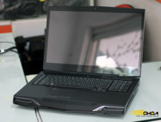‘Hàng khủng’ Alienware M18x tại VN