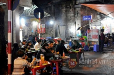 Hàng quán vỉa hè Hà Nội “chật như nêm” trong ngày lạnh nhất đầu đông