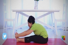“Hô biến” vòng bụng phẳng lì với bài tập yoga đơn giản tại nhà
