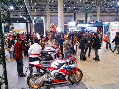 Không khí ngày đầu tiên tại Tokyo Motorcycle Show 2016 (25/3) - Hình bên Nhật gửi về