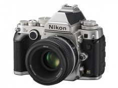 Nikon Df dáng cổ điển và cảm biến full-frame trình làng
