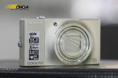 Siêu zoom mỏng manh của Nikon
