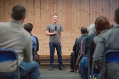 Tầm nhìn CEO Facebook: Mối quan hệ con người, thực tế ảo