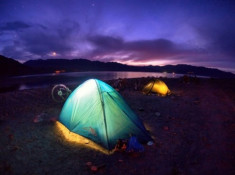 Thung lũng Sillion: Thuê lều cũng hết cả triệu đồng mỗi đêm