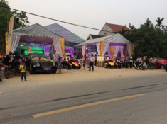 Xe hoa Bentley Mulsanne cùng dàn xe PKL cực khủng rước dâu tại Hà Tĩnh
