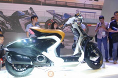 Yamaha Motor ra mắt xe tay ga concept 04GEN tại triển lãm xe máy 2016