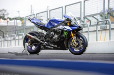 Yamaha R1 2015 bản đua của Monster Energy