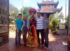 Hé lộ trang phục truyền thống của Trương Thị May