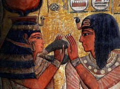 Bé gái 3 tuổi khẳng định kiếp trước đến từ Ai Cập cổ đại