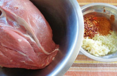 Bò khô xé sợi: Ăn vặt hay nhậu đều ngon