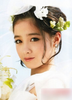 Cô dâu Nhật Bản 16 tuổi xinh đẹp gây ‘sốt’ mạng