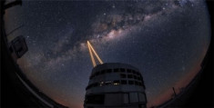 Ngôi sao nhân tạo đầu tiên trong lịch sử được tạo nên nhờ tia laser