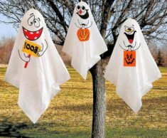 Những ý tưởng trang trí nhà Halloween dễ thương cho bé