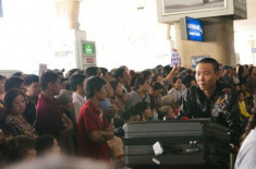 9 ngày Tết, sân bay Tân Sơn Nhất phục vụ gần 1 triệu hành khách