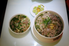 Nhà hàng Việt hút khách bằng đồ ăn “khủng”