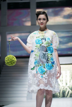  Những trang phục ứng dụng đẹp nhất Vietnam Fashion Week 