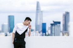 Stylist Hoàng Ku biến hóa phong cách với quần skinny đen
