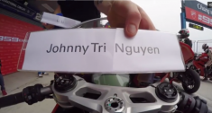 [Clip] Johnny Trí Nguyễn chạy thử Ducati 959 Panigale trên đường đua Thailand