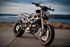 Ducati Hypermotard gia cố toàn bộ khung sườn với chế tác cực đỉnh