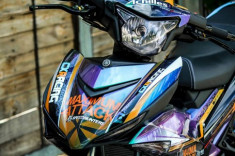 Exciter 150 Độ tem đấu chuyển màu độc đáo của biker Tiền Giang