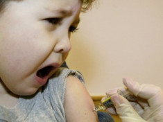  Mỹ khuyến cáo nên tiêm phòng cúm cho trẻ 