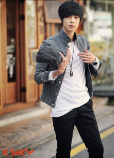 101 kiểu áo thun nam Hàn Quốc đẹp cho chàng năng động dạo phố