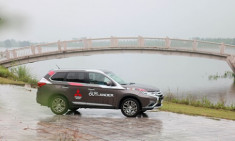  Ảnh chi tiết Mitsubishi Outlander 