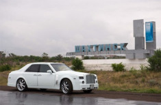  Ảnh Mercedes lột xác thành Rolls-Royce Phantom 