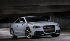  Audi giới thiệu RS5 Coupe giá từ 87.000 USD 
