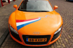  Audi R8 độ màu cam cổ vũ tuyển Hà Lan 