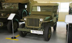  Bộ sưu tập xe quân sự của cựu tổng thống Ukraine 