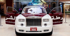  Cảnh sát Abu Dhabi sắm Rolls-Royce Phantom 