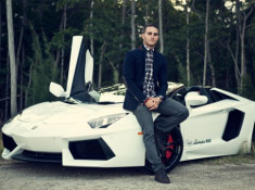  Chàng trai 28 tuổi thu tỷ USD nhờ bán siêu xe 