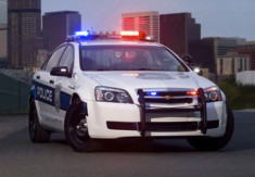  Chevrolet Caprice - xe cảnh sát tối tân nhất thế giới 