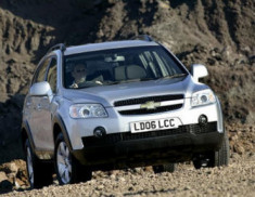  Chevrolet Captiva tiếp tục gặp lỗi 