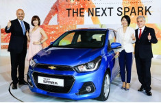  Chevrolet Spark thế hệ mới giá từ 10.700 USD 