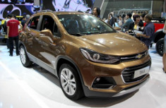  Chevrolet Trax giá 769 triệu - đối thủ Ford EcoSport tại Việt Nam 