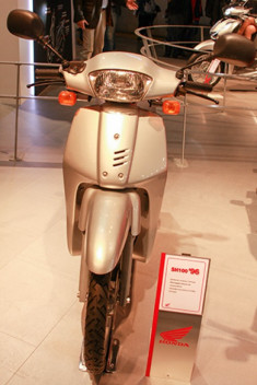  Chi tiết Honda SH thế hệ thứ hai năm 1996 