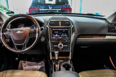  Chi tiết nội thất Ford Explorer Platinum 2016 