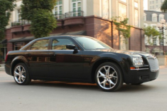  Chrysler 300 - sedan chất Mỹ tại Việt Nam 