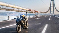 [Clip] Choáng ngợp với tốc độ kỷ lục 400 km/h trên Kawasaki Ninja H2R