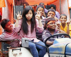 Cô gái Việt ngỡ ngàng với cách người Nepal dạy trẻ Tiếng Anh