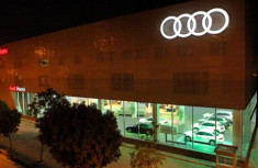  Đẳng cấp showroom Audi lớn nhất Hà Nội 