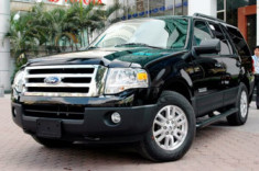  Ford thu hồi 180.000 xe 